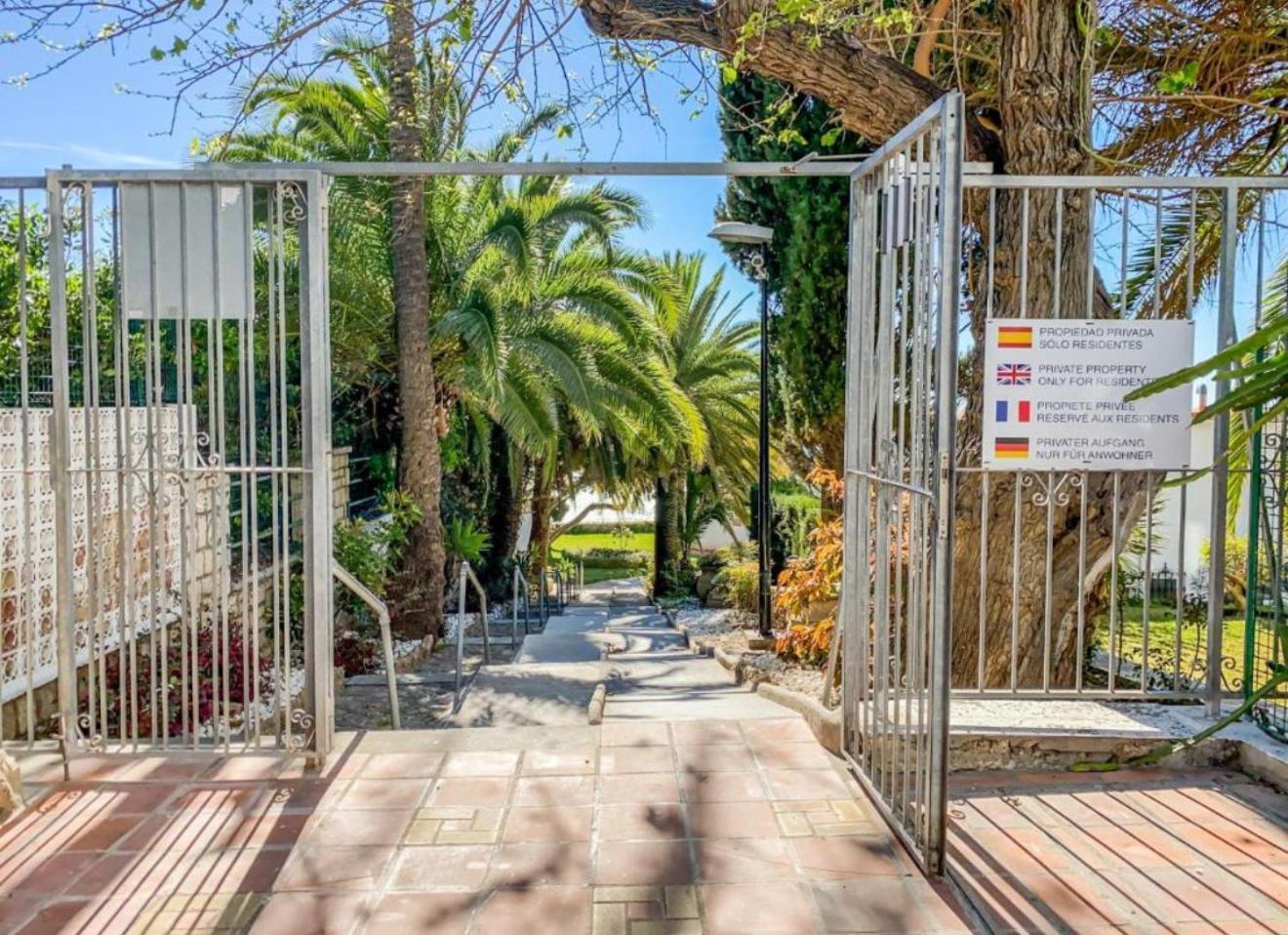 Apartament La Roca Chica Torremolinos Zewnętrze zdjęcie